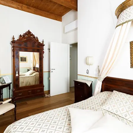 Al Re Bed & Breakfast 4*