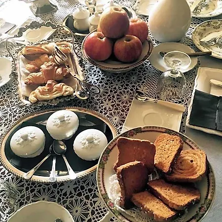 Bed and breakfast Al Re 4*